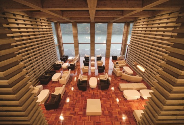 レヴォ リバーリトリート雅樂倶 レヴォ リバーリトリート雅樂倶