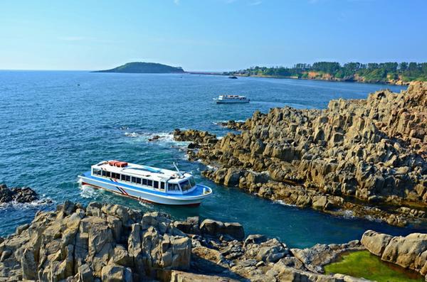 東尋坊観光遊覧船 東尋坊観光遊覧船