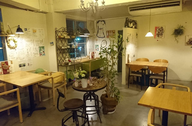 Avis カフェ&ダイニング Avis カフェ&ダイニング