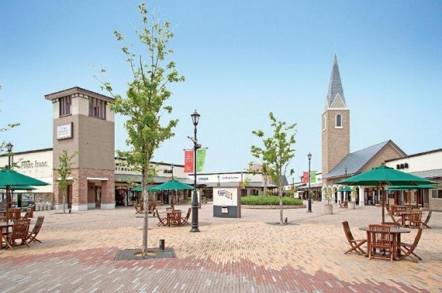 土岐プレミアム・アウトレット 土岐プレミアム・アウトレット